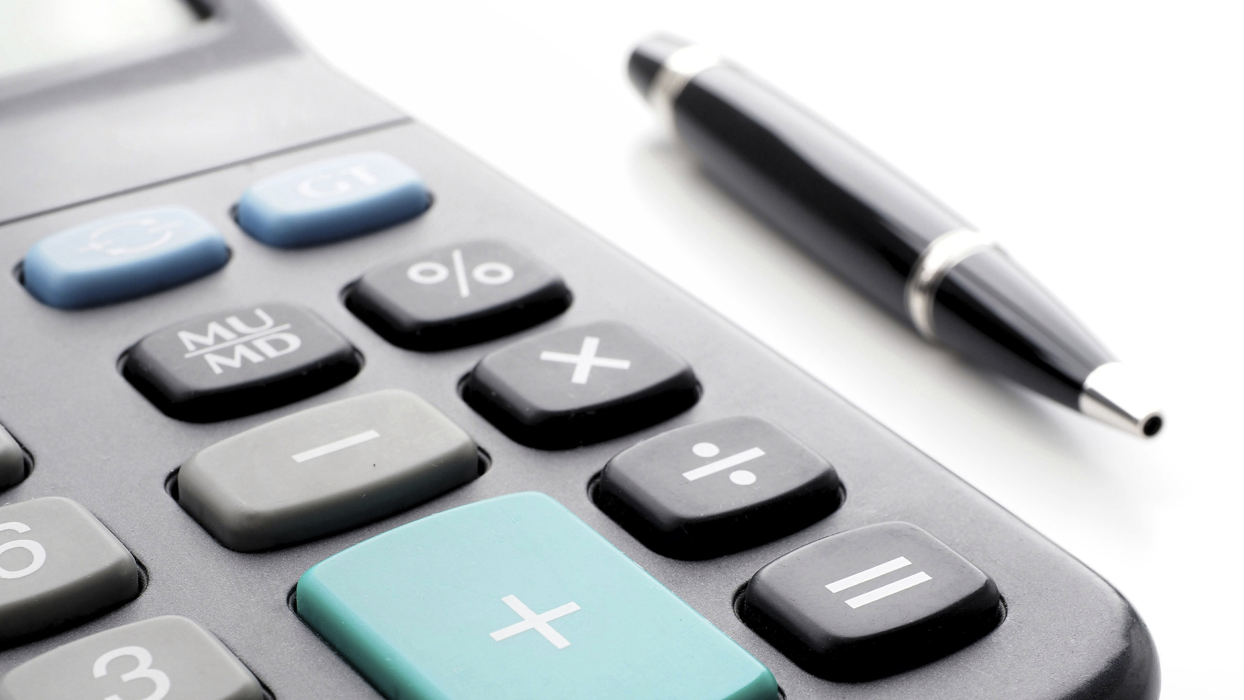 Calculating the Active Advantage in Fixed Income